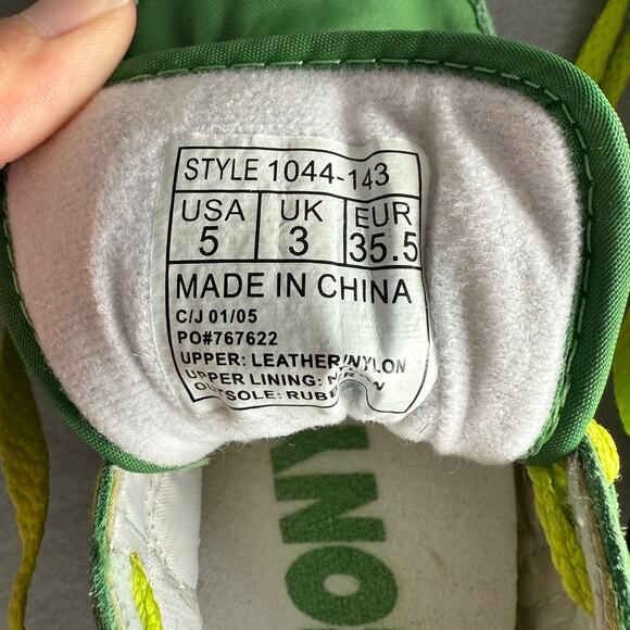 Saucony Jazz green sneakers - Style 1044-143 two tone - retro - womens size 5 - Picture 8 of 9